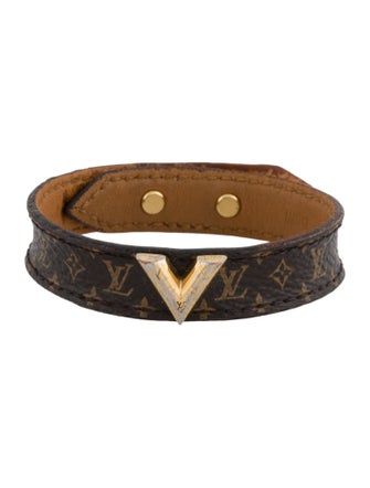 Louis Vuitton Essential V Bracelet