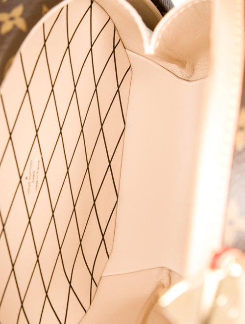 Louis Vuitton LV Monogram Bôite Chapeaux Petite