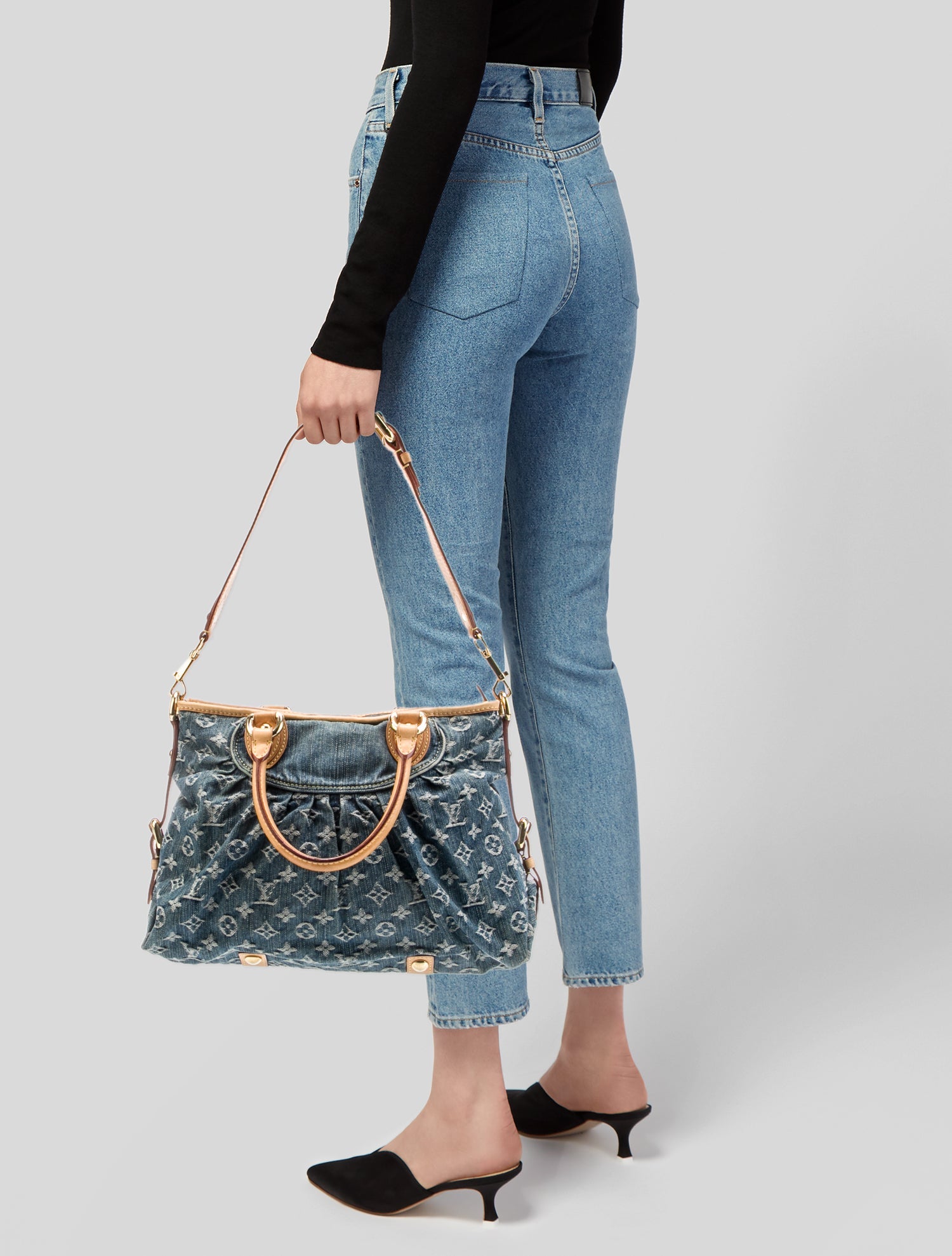 Louis Vuitton LV Monogram Neo Cabby MM