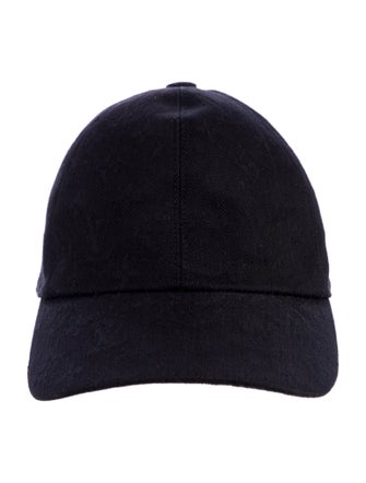 Louis Vuitton Monogram Essential Cap