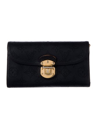 Louis Vuitton 2012 Monogram Pattern Amelia Wallet