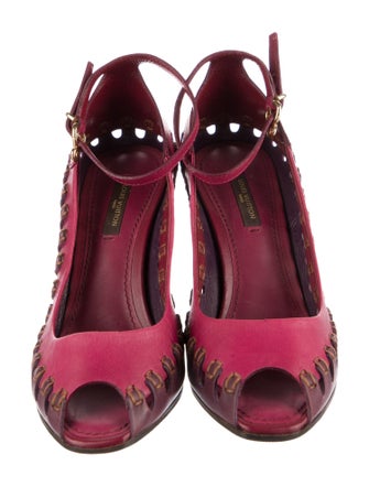 Louis Vuitton Leather Colorblock Pattern Pumps