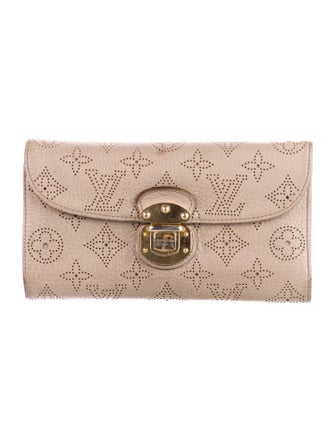 Louis Vuitton 2012 Monogram Pattern Iris Wallet