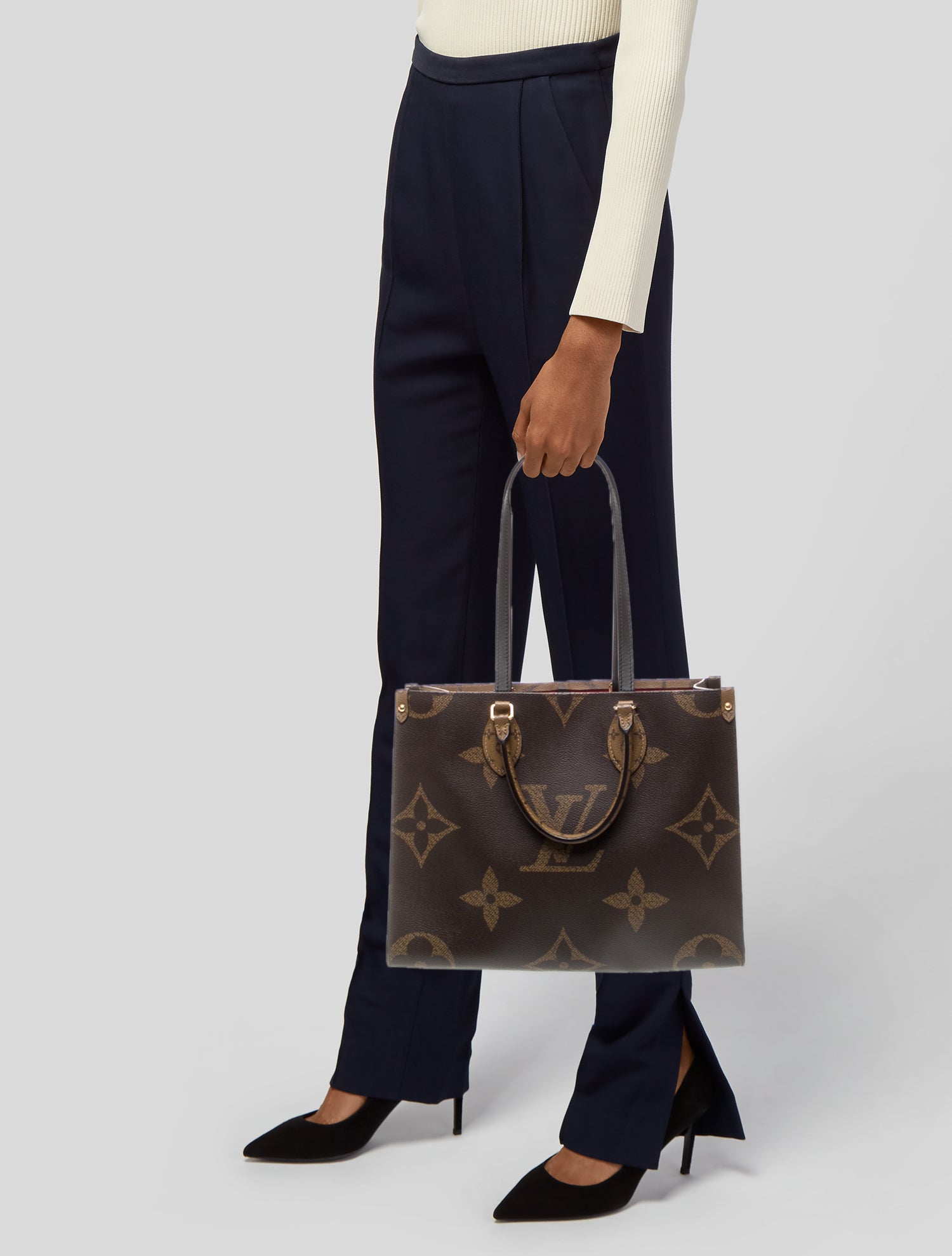 Louis Vuitton Monogram Giant OnTheGo