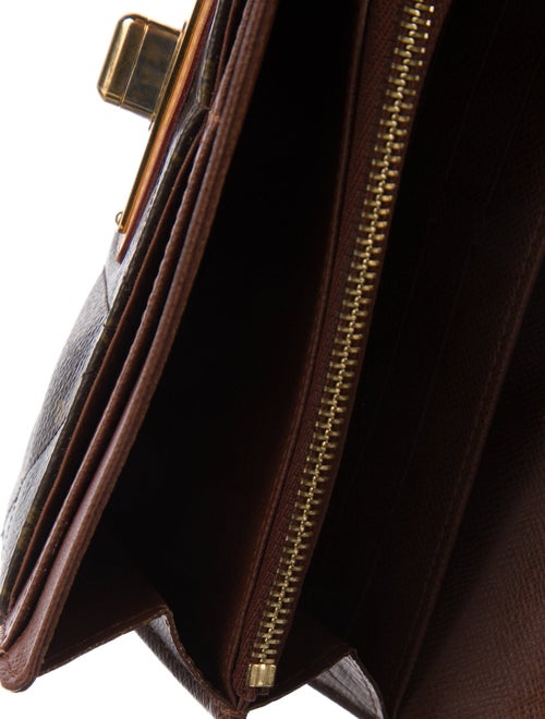 Louis Vuitton 2010 Monogram Pattern Etoile Sarah Wallet