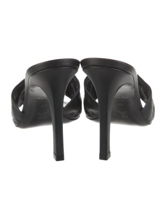Louis Vuitton 2022 Revival Mule Slides