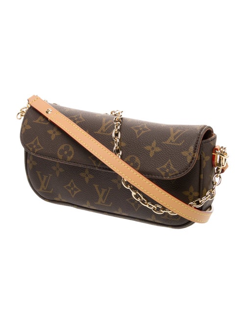 Louis Vuitton LV Monogram Wallet On Chain Ivy