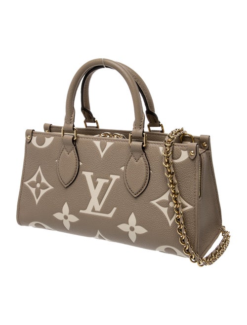 Louis Vuitton Monogram Giant OnTheGo East West