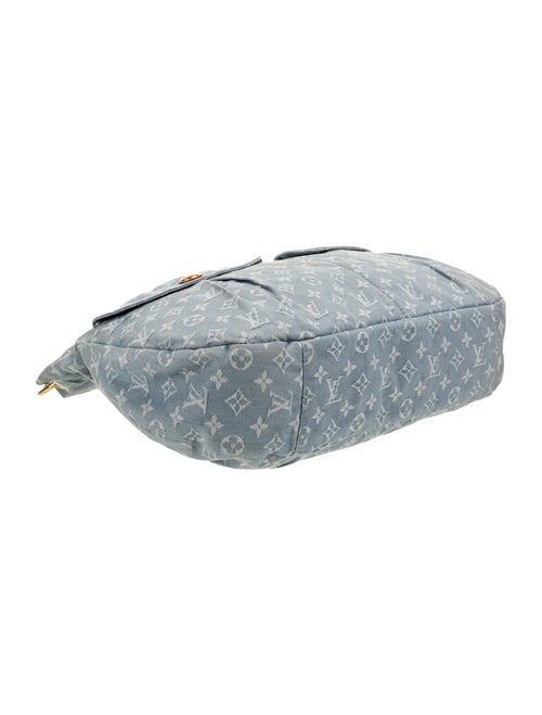 Louis Vuitton LV Monogram Daily GM