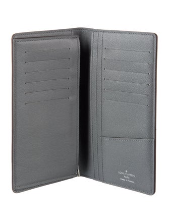 Louis Vuitton 2015 Taiga Leather Multiple Wallet