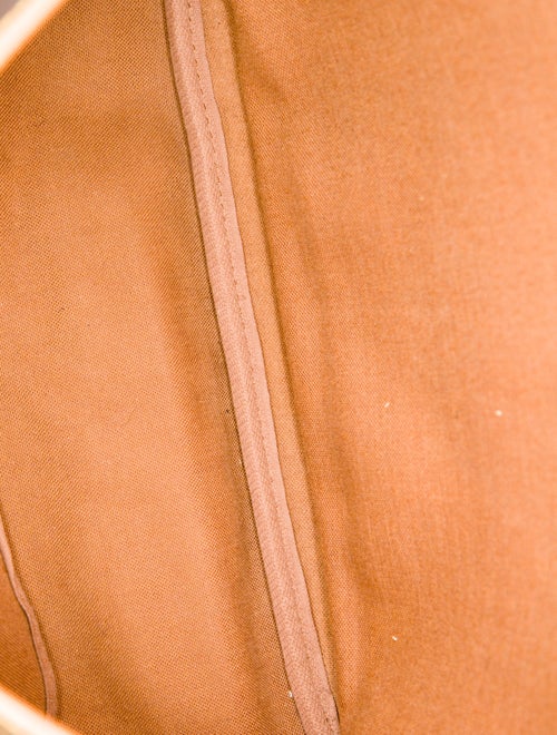 Louis Vuitton Messenger Bag