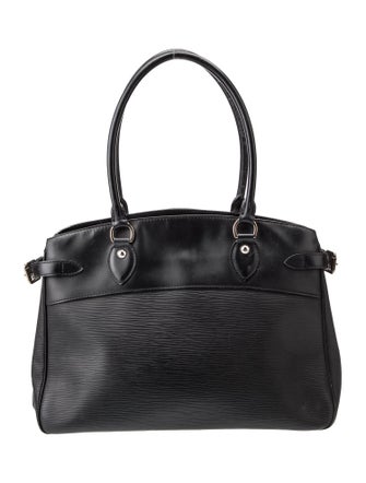 Louis Vuitton Epi Leather Passy GM