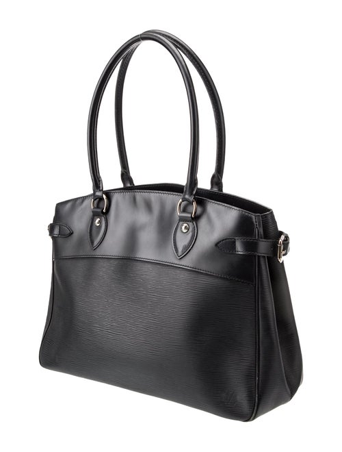 Louis Vuitton Epi Leather Passy GM