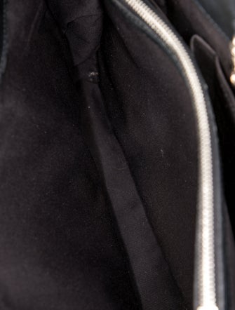 Louis Vuitton Epi Leather Passy GM