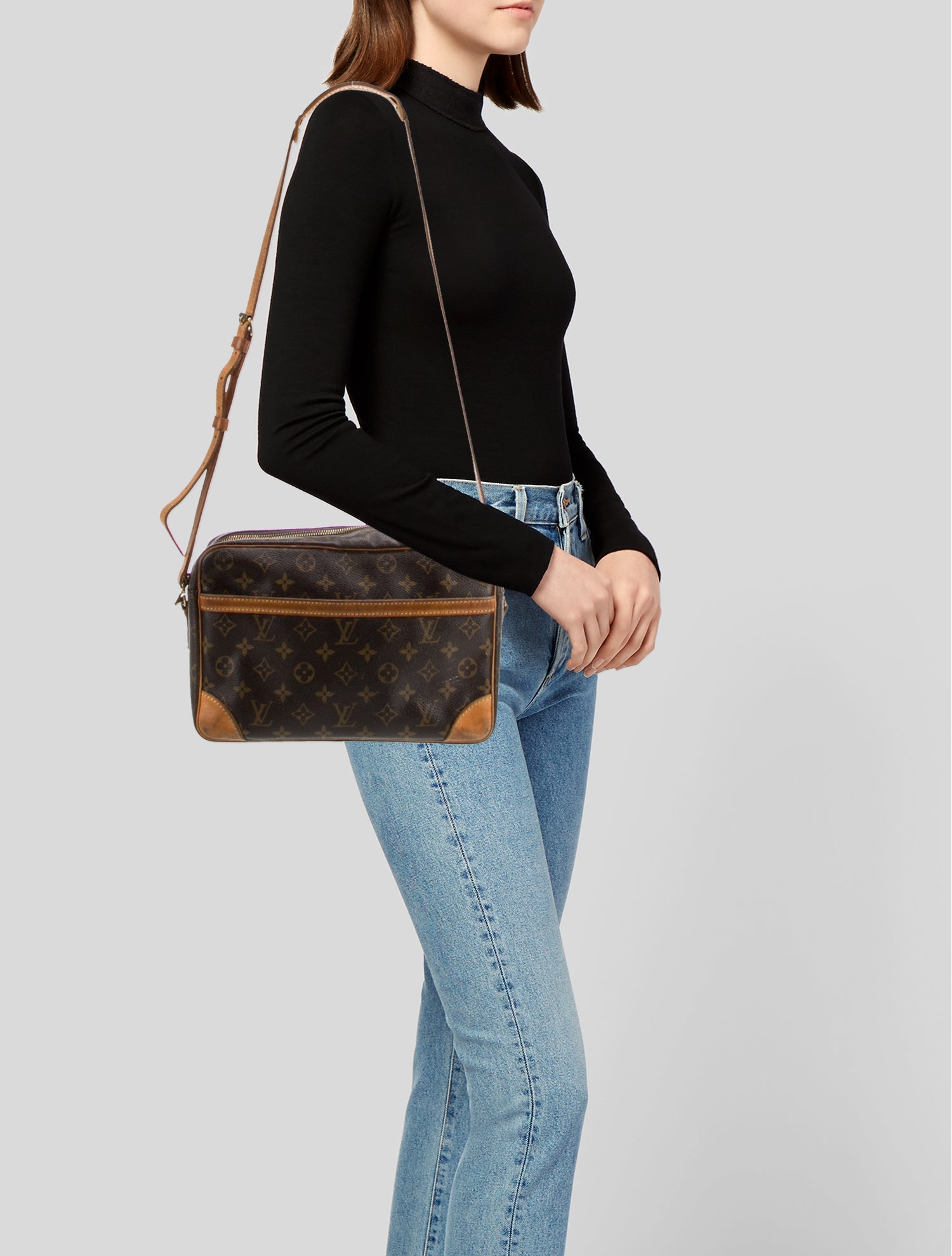 Louis Vuitton LV Monogram Trocadero 30