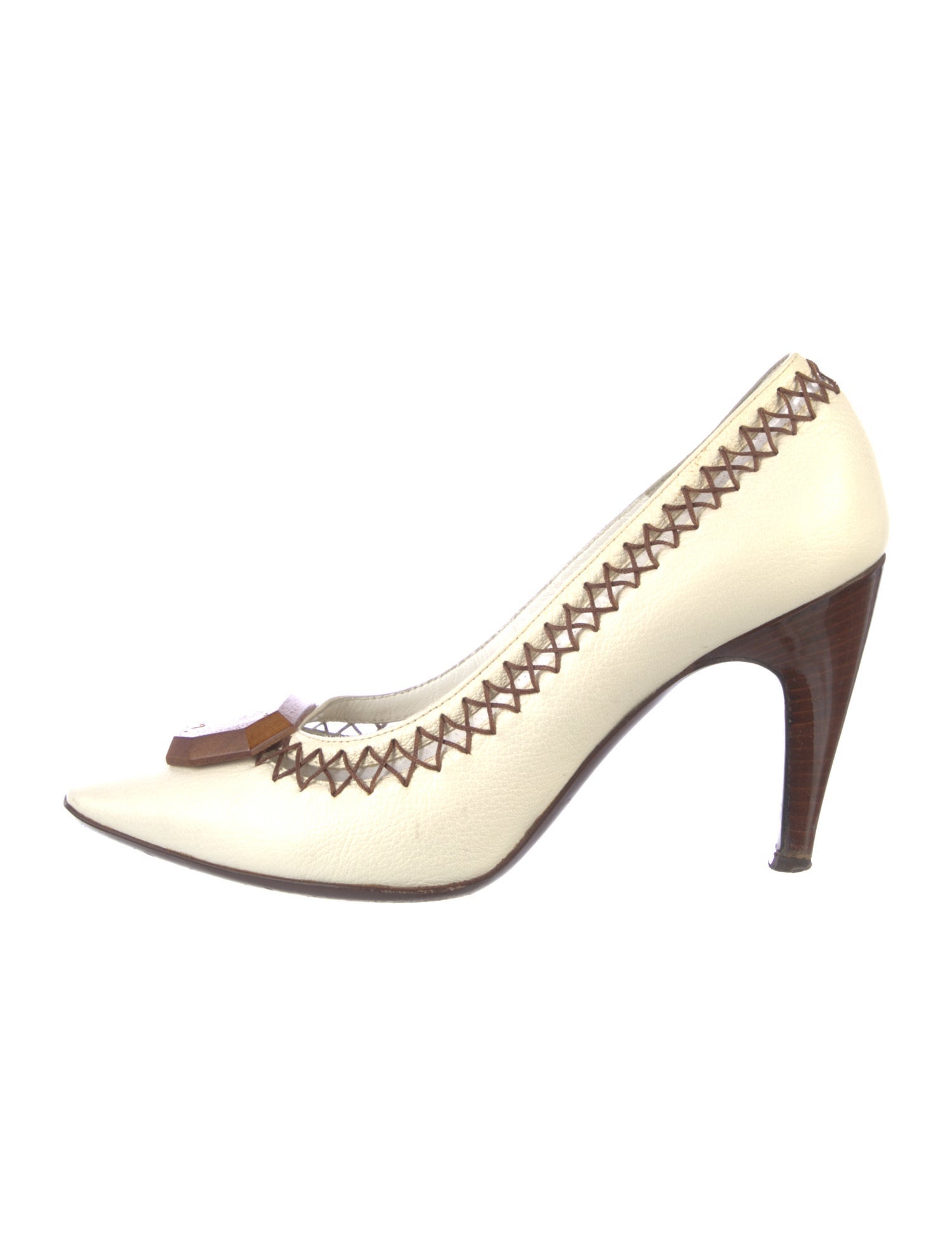 Louis Vuitton 2006 LV Monogram Pumps