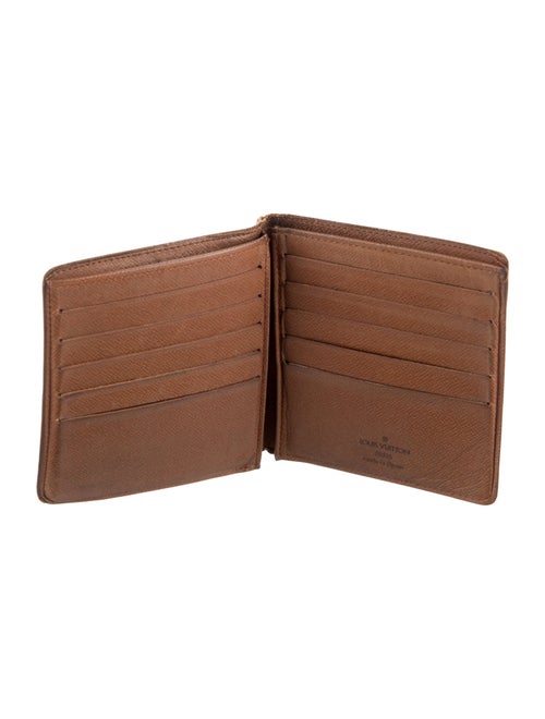 Louis Vuitton Monogram Pattern Bifold Wallet