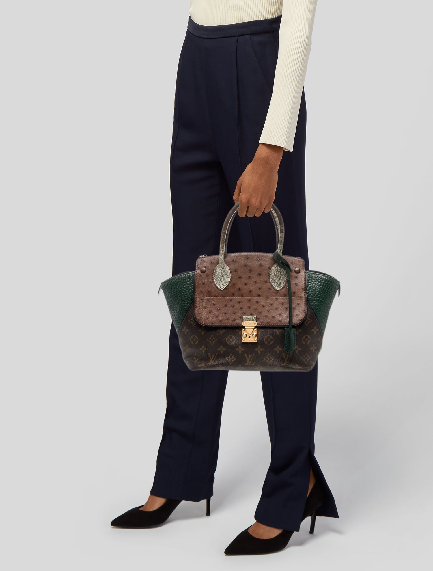 Louis Vuitton LV Monogram Majestueux MM