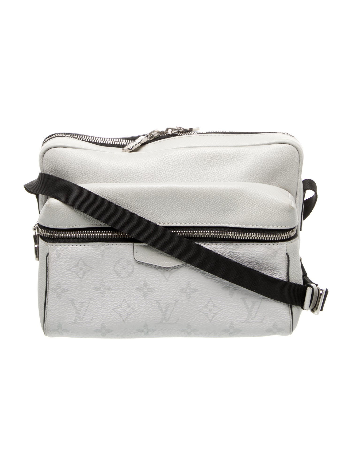 Louis Vuitton Monogram Taigarama 19