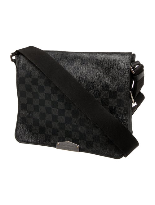 Louis Vuitton Damier Graphite District PM