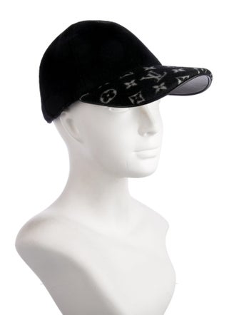 Louis Vuitton 2022 Monogram Endless Cap