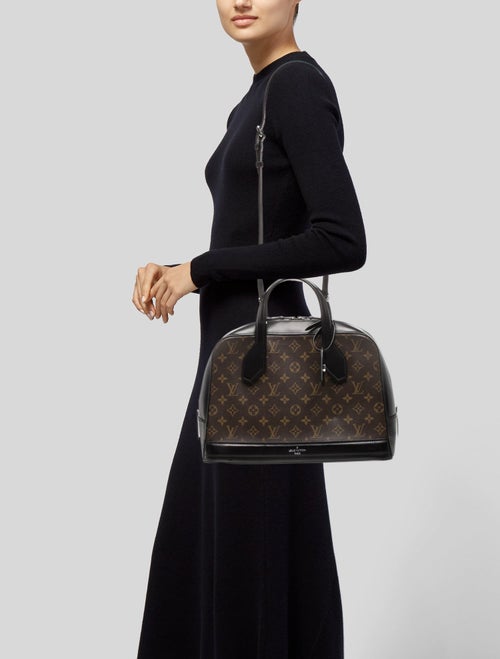 Louis Vuitton LV Monogram Monogram Dora MM