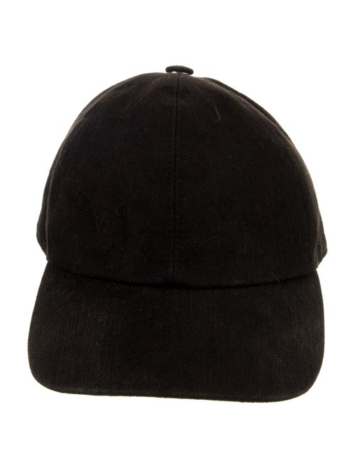 Louis Vuitton Monogram Essential Cap