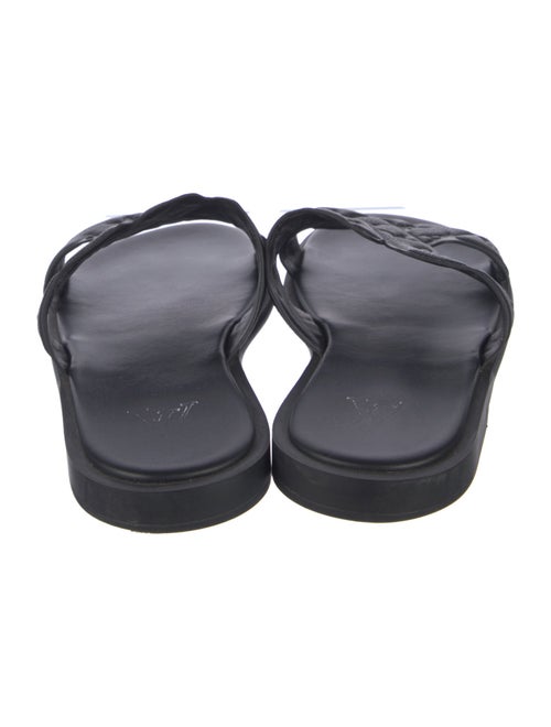 Louis Vuitton 2023 LV Monogram Slides