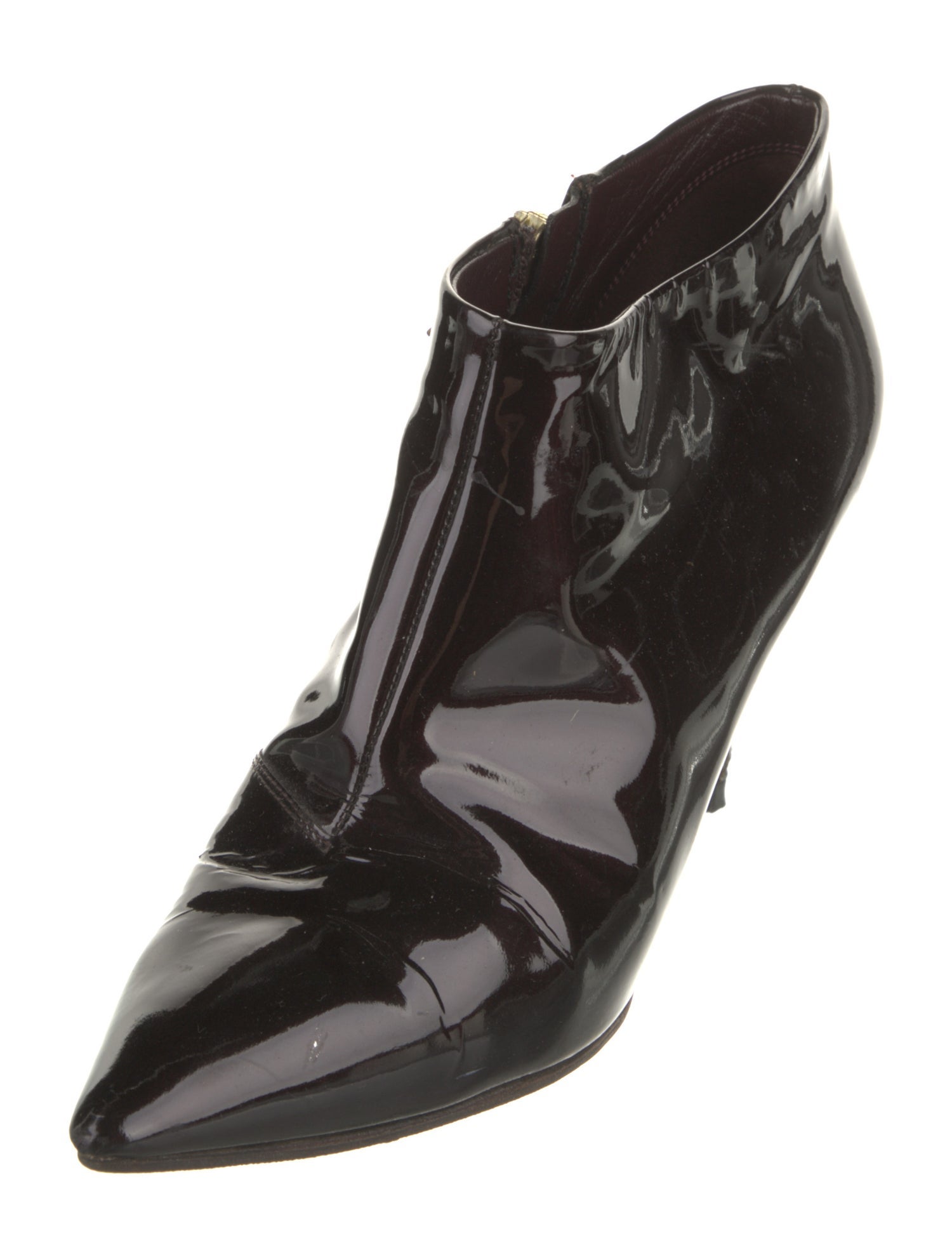 Louis Vuitton Patent Leather T-Strap Pumps