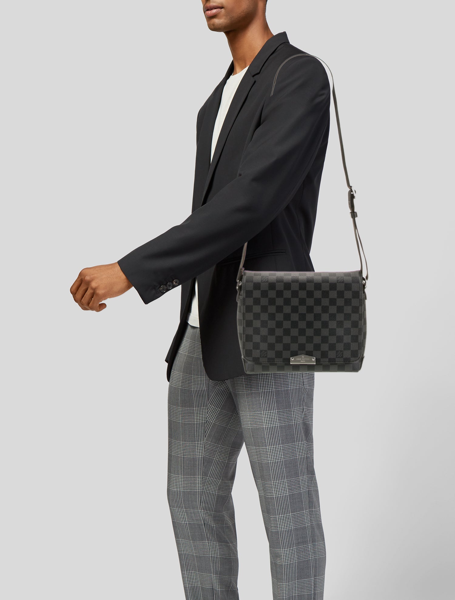Louis Vuitton Damier Graphite District PM