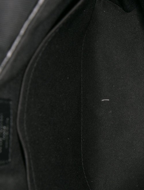 Louis Vuitton Monogram Eclipse District PM