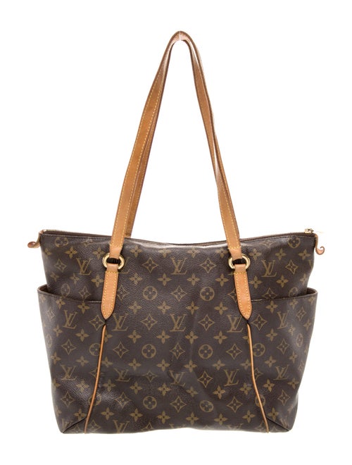 Louis Vuitton LV Monogram Totally MM