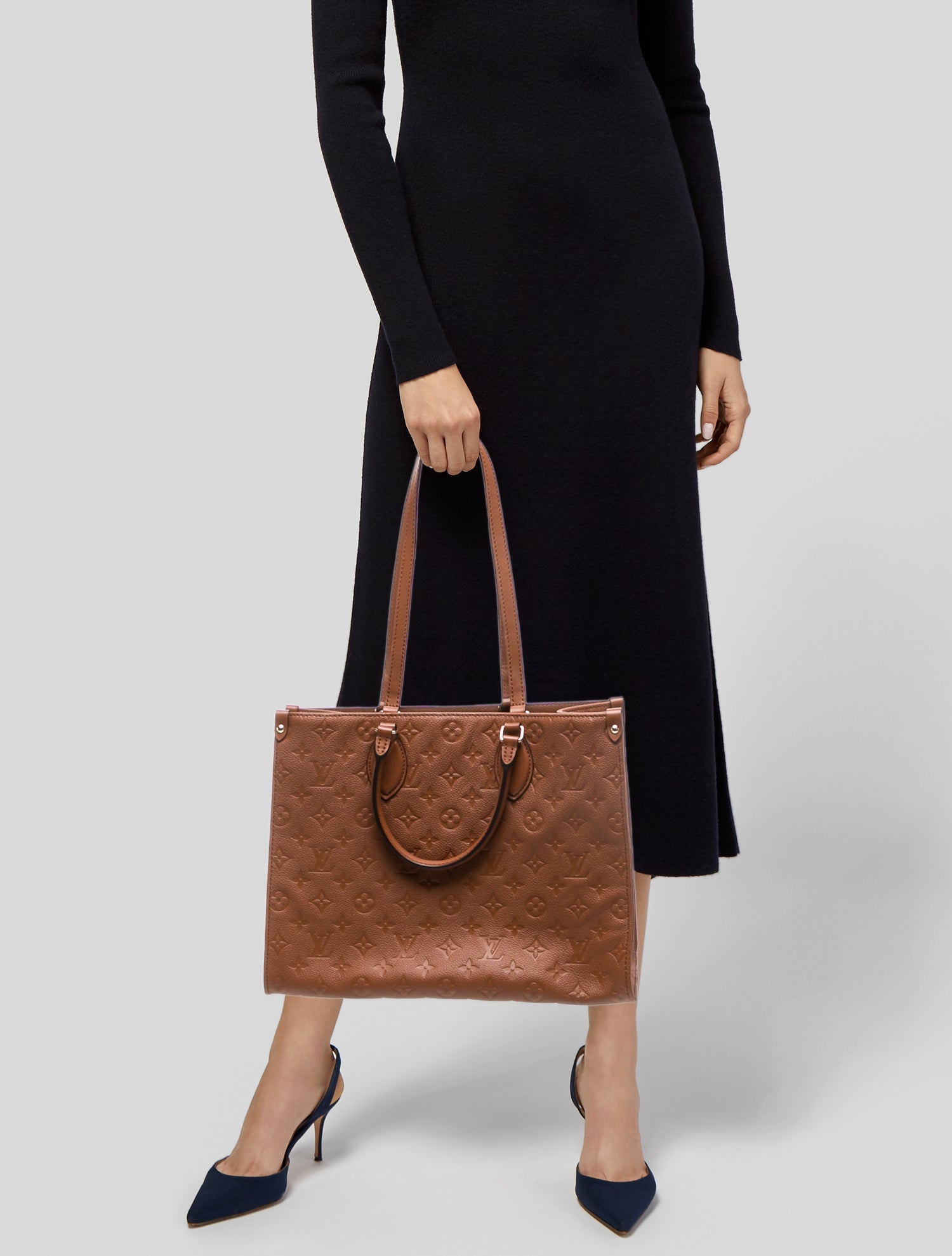 Louis Vuitton LV Monogram OnTheGo MM