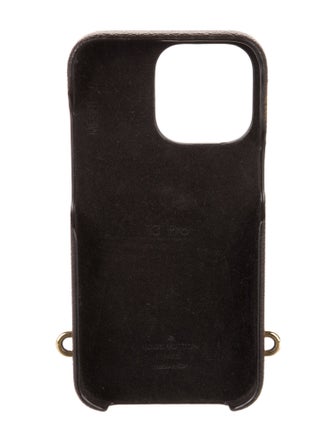 Louis Vuitton Monogram Giant Iphone 13 Pro