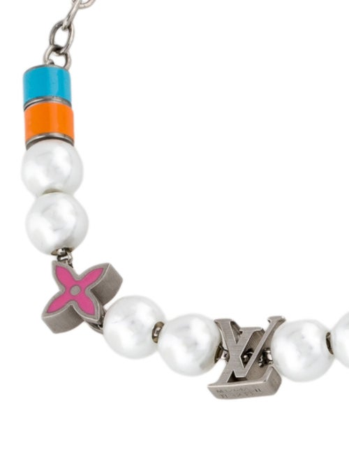 Louis Vuitton Faux Pearl Monogram Pearls Party Bracelet