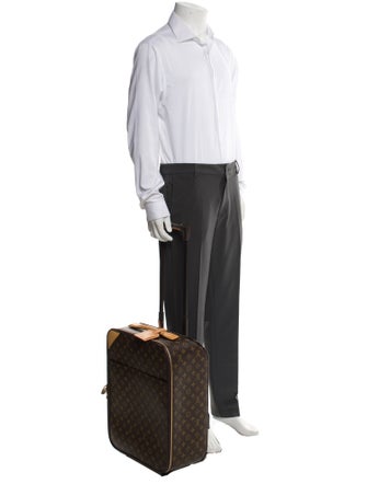 Louis Vuitton 2006 Monogram Pégase 45