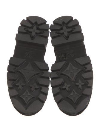 Louis Vuitton Patent Leather Chain-Link Accents Loafers