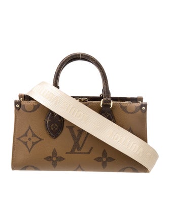Louis Vuitton Monogram Giant OnTheGo East West
