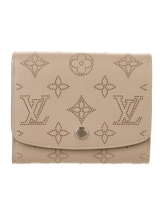 Louis Vuitton 2019 LV Monogram Iris Compact Wallet