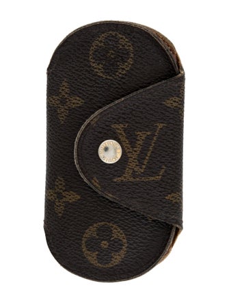 Louis Vuitton Monogram Round Four Key Holder