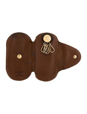 Louis Vuitton Monogram Round Four Key Holder