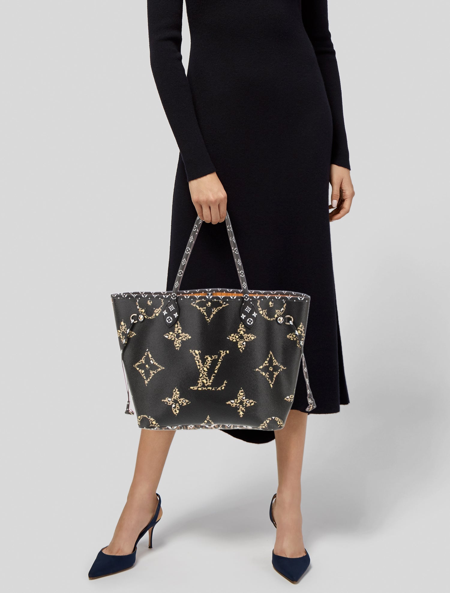 Louis Vuitton LV Monogram Neverfull w/Pouch MM