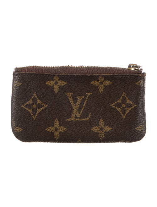 Louis Vuitton 2010 Monogram Pattern Key Holder