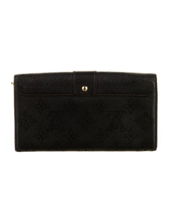 Louis Vuitton 1941 Monogram Pattern Amelia Wallet