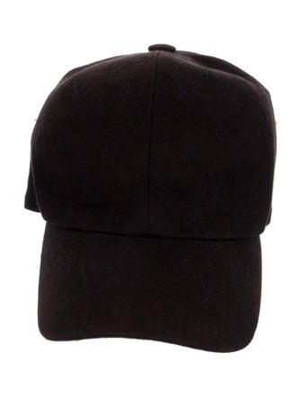 Louis Vuitton Monogram Essential Cap