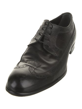 Louis Vuitton Leather Eyelet Trim Brogues
