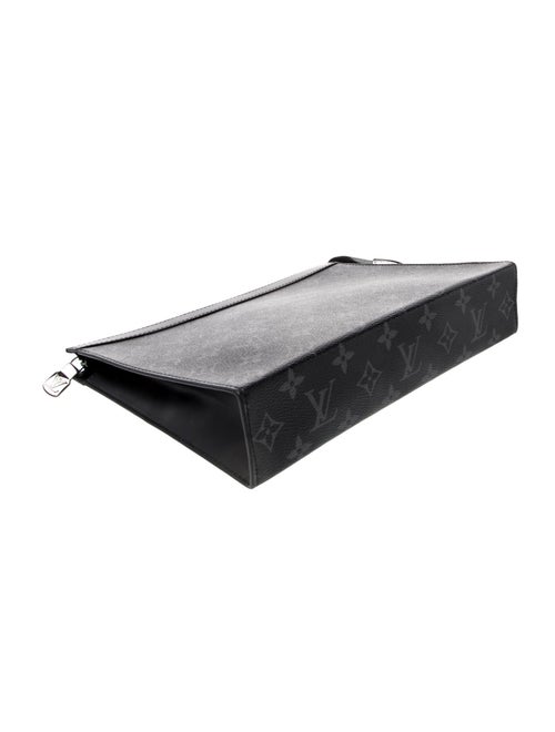 Louis Vuitton Monogram Eclipse Voyage MM