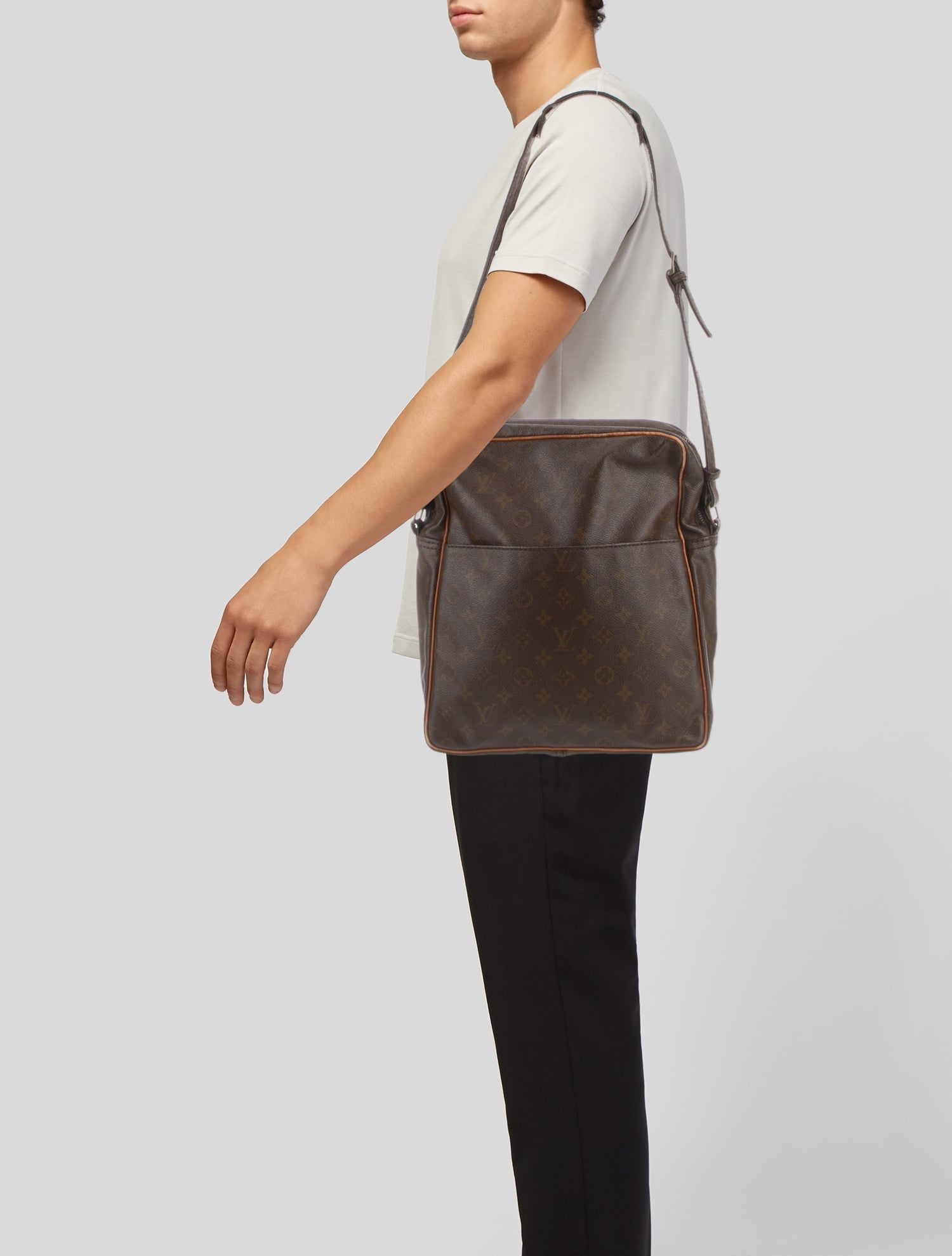 Louis Vuitton LV Monogram Messenger Bag Vintage