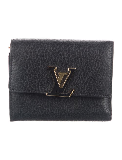 Louis Vuitton 2020 LV Monogram Bifold Wallet
