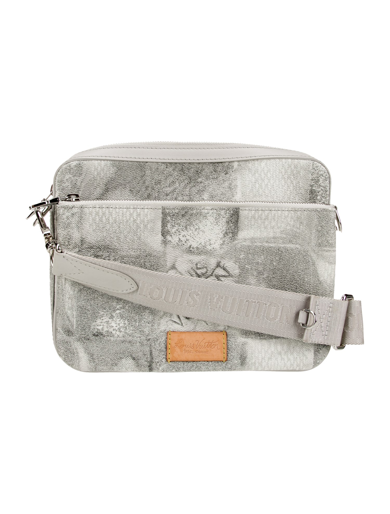 Louis Vuitton Damier Salt Trio Messenger